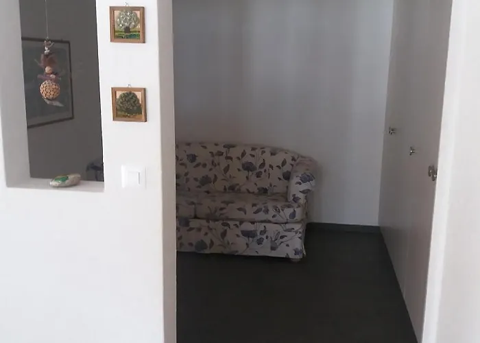 Uf Em Stutz 2 * 格林德瓦